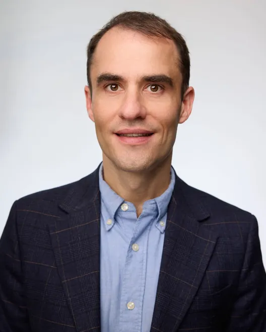 Simon Day, CFO at arum